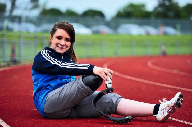 Школьница просит ампутировать ей ногу, Даниэль Брэдшоу, Danielle Bradshaw