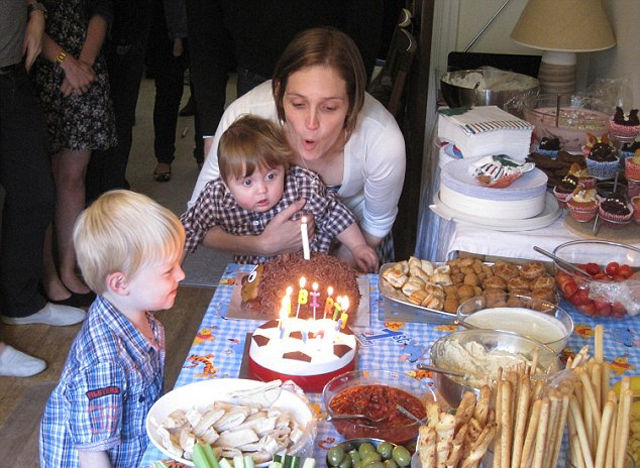 Больная раком мама сделала всё, чтобы её сын чувствовал мамину любовь, даже после её смерти Больная раком, Ровена, написала сыну ,открытки, любовь, после смерти, чувствовал