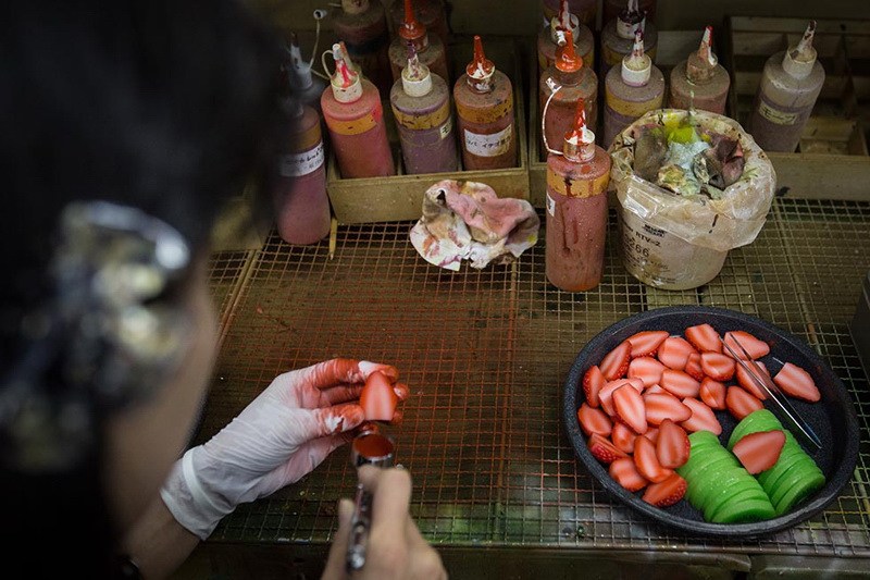 Аппетитные, но несъедобные виниловые муляжи блюд японской кухни аппетитныне муляжи, Japanese Vinyl Food Factory, фабрика Iwasaki