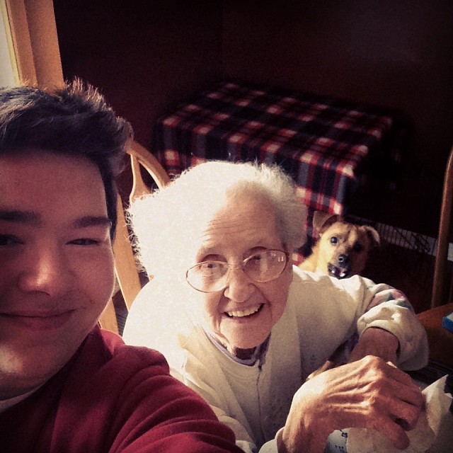 grandmabetty33, 80-летняя звезда Инстаграм, betty simpson