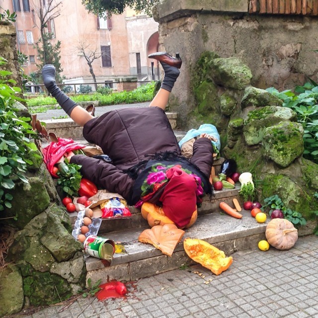 Юмор в падении, попой к верху, фотограф __remmidemmi, Сандро Джиордан, Sandro Giordoan