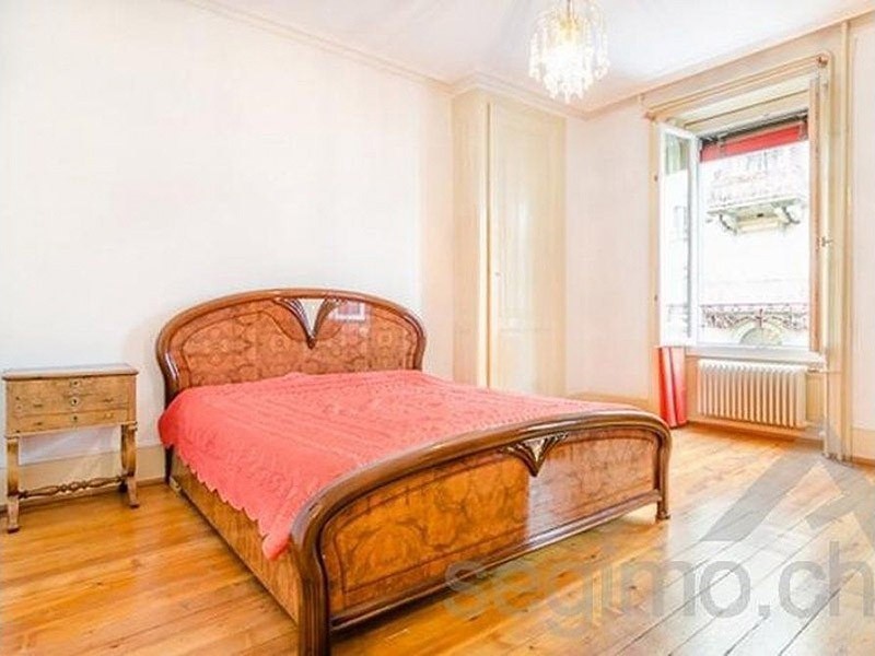 дом за миллион долларов, жильё за одни и те же деньги