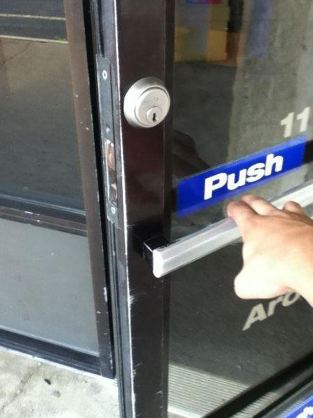 Надписи, которым нельзя верить, на заборе много чего написано, смешная подборка