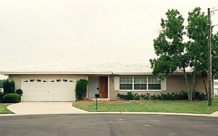 Перестройки дома, перестроили старый дом, изменили внешний вид дома