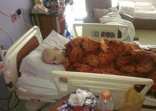 Заку Зейлеру, Zach Zeiler, победил рак и накачал мышцы, после лечения рака занялся бодибилдингом