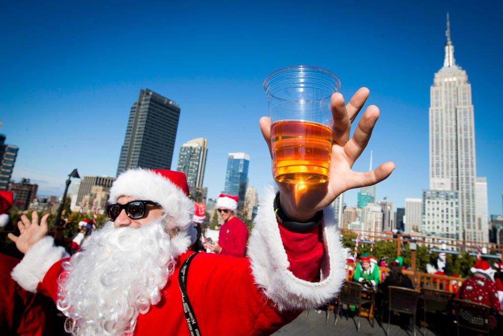 Безумный парад пьяных Санта-Клаусов SantaCon 2014, сантакон 2014, пьяный санта-клаус