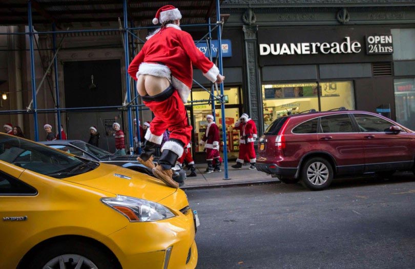 Безумный парад пьяных Санта-Клаусов SantaCon 2014, сантакон 2014, пьяный санта-клаус