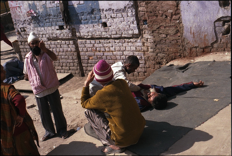 индийские трущобы, обратная сторона Индии, условия жизни Индия