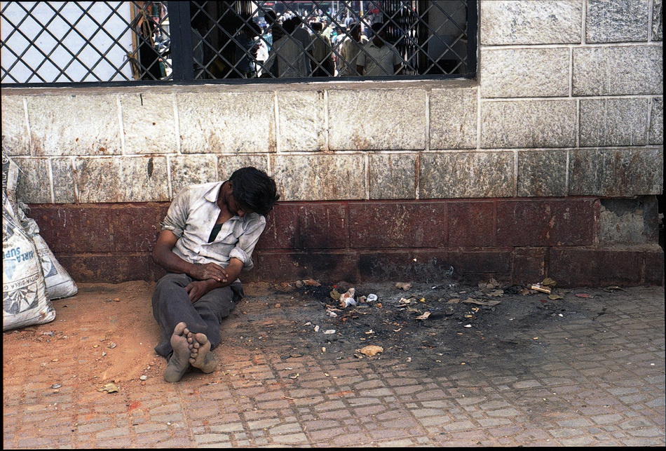 индийские трущобы, обратная сторона Индии, условия жизни Индия