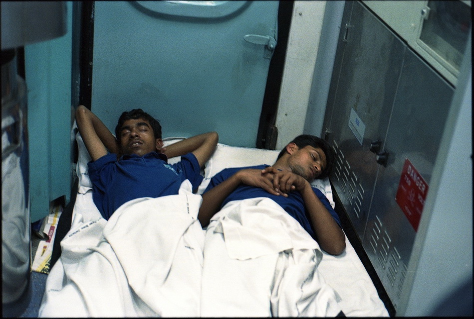 индийские трущобы, обратная сторона Индии, условия жизни Индия