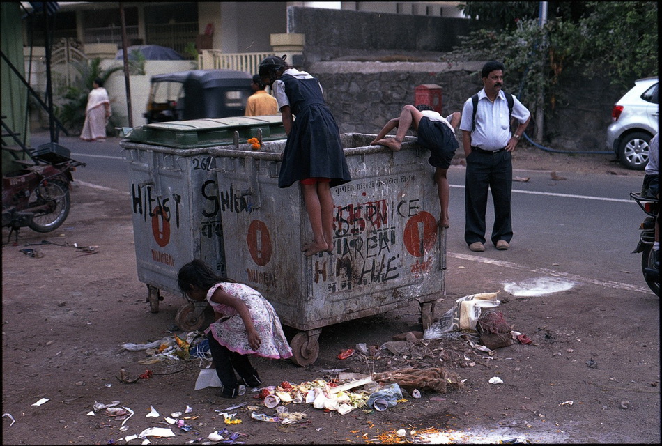 индийские трущобы, обратная сторона Индии, условия жизни Индия