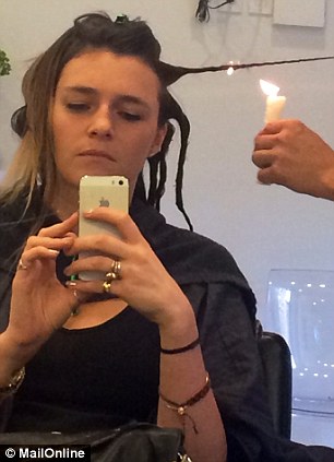 Велатерапия. Волосы до, во время и после того, как их подровняли огнем