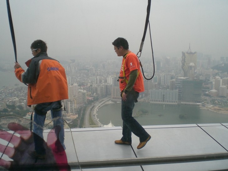 7 впечатляющих аттракционов, страшные аттракционы