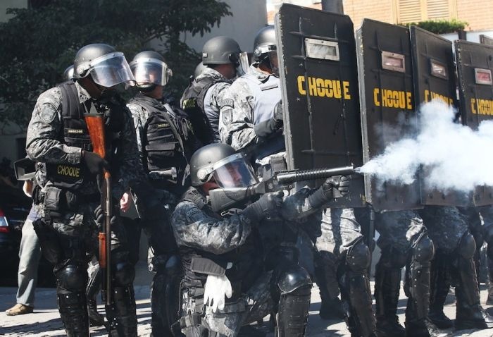 реальная жизнь чемпионат мира Бразилия взгляд на жизнь Бразилия, реальная Бразилия, жизнь на обочине Бразилия