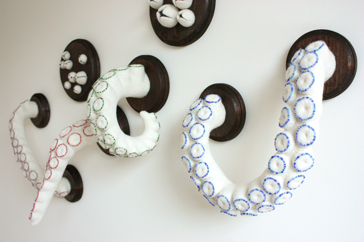 Zoe Williamsскульптуры из фетра, войлочные скульптуры охотничьи трофеи, Зои Уильямс Zoe Williams 