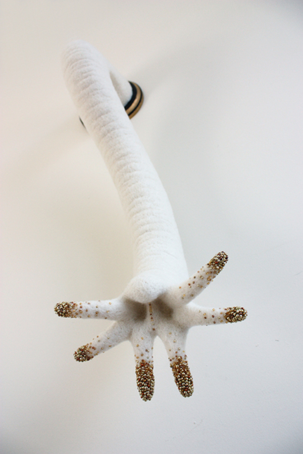 Zoe Williamsскульптуры из фетра, войлочные скульптуры охотничьи трофеи, Зои Уильямс Zoe Williams 