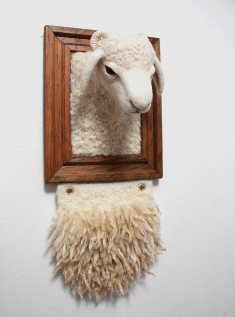 Zoe Williamsскульптуры из фетра, войлочные скульптуры охотничьи трофеи, Зои Уильямс Zoe Williams 