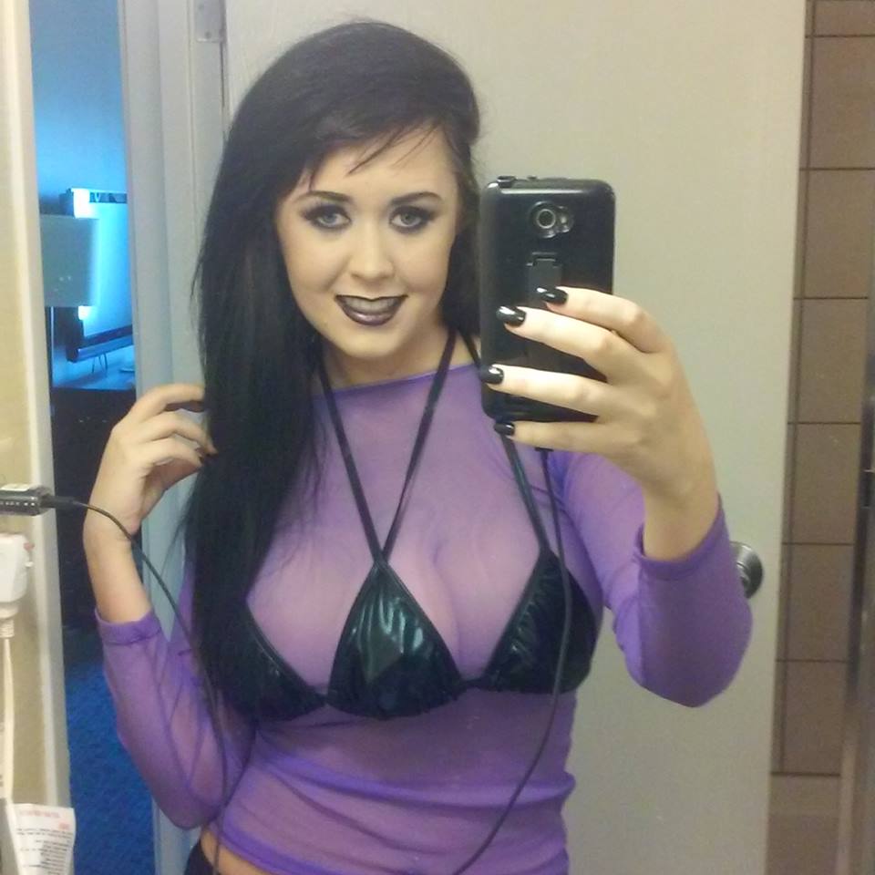 Жасмин Трайдевил, Jasmine Tridevil, три груди, американка нарастила себе третью грудь