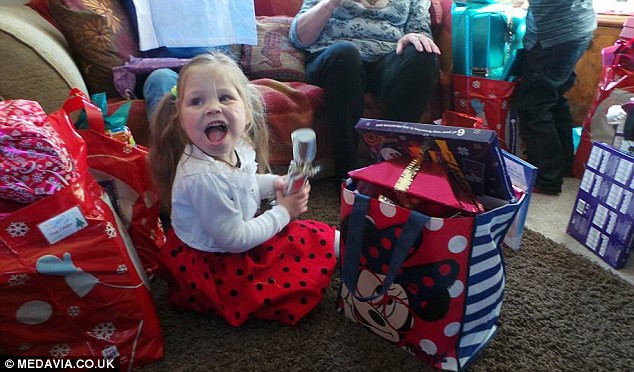 огромный язык, синдром Беквита-Видемана, Оливия Гиллис