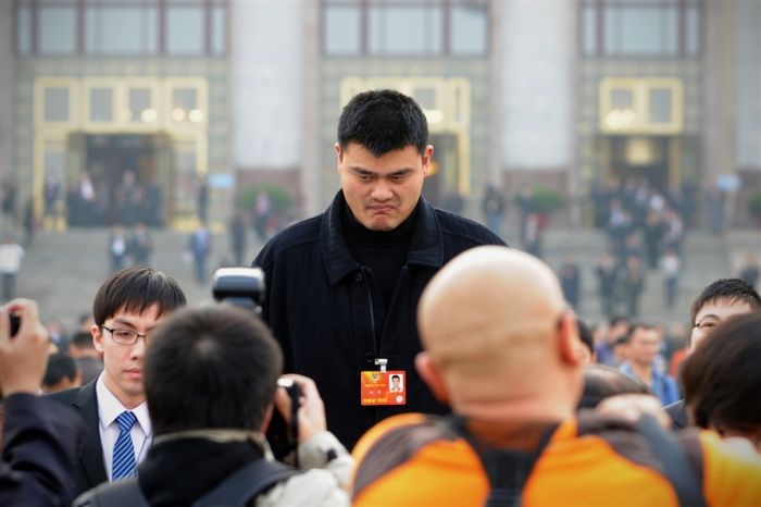 Трудная жизнь гигантского китайского баскетболиста Яо Мина Яо Мин, Yao Ming , самый высокий баскетболист