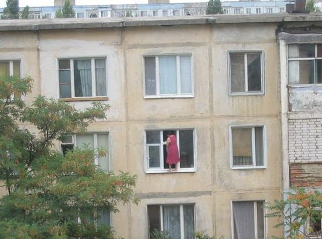 это россия детка, умом россию не понять, тем временем в России 