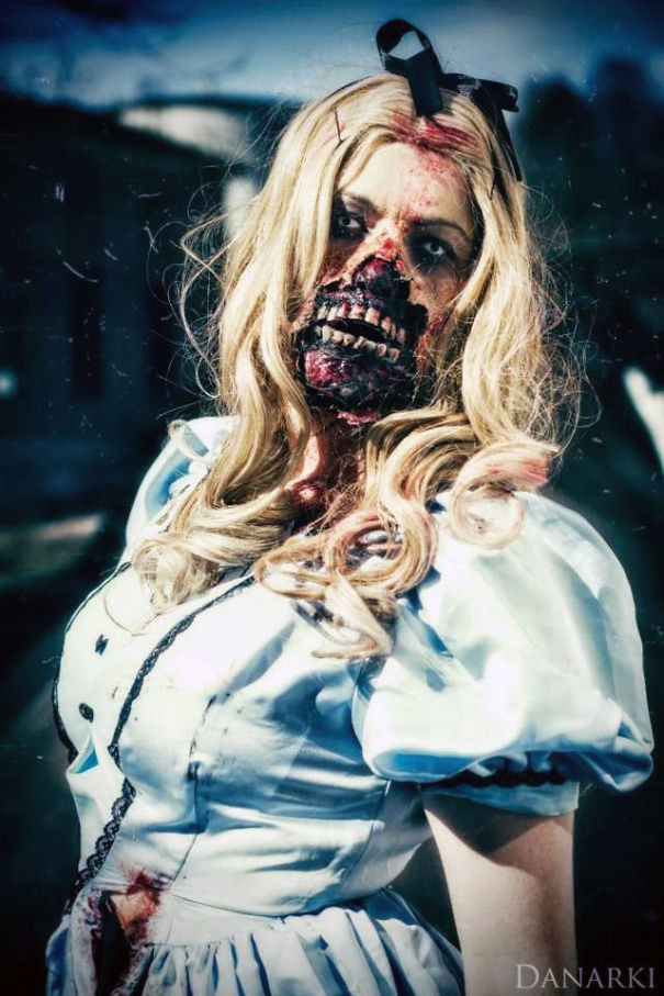 жуткий хэллоуинский макияж, страшный грим