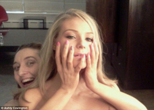 Эшли Ковингтон, Ashly Covington, профессиональная модель рук