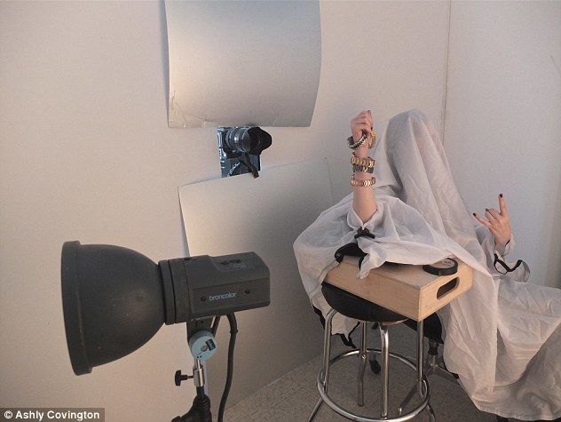 Эшли Ковингтон, Ashly Covington, профессиональная модель рук