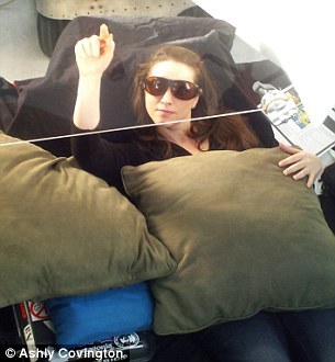 Эшли Ковингтон, Ashly Covington, профессиональная модель рук