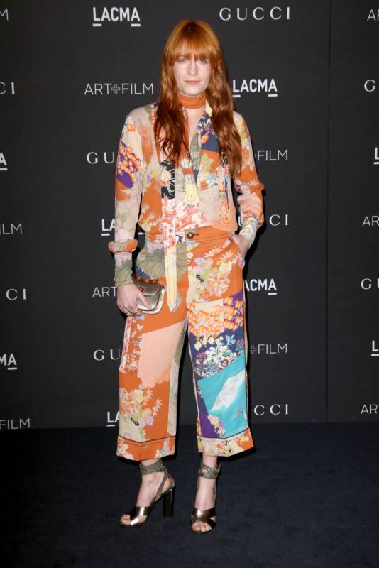 странные наряды звёзд, нелепые безвкусные наряды знаменитостей