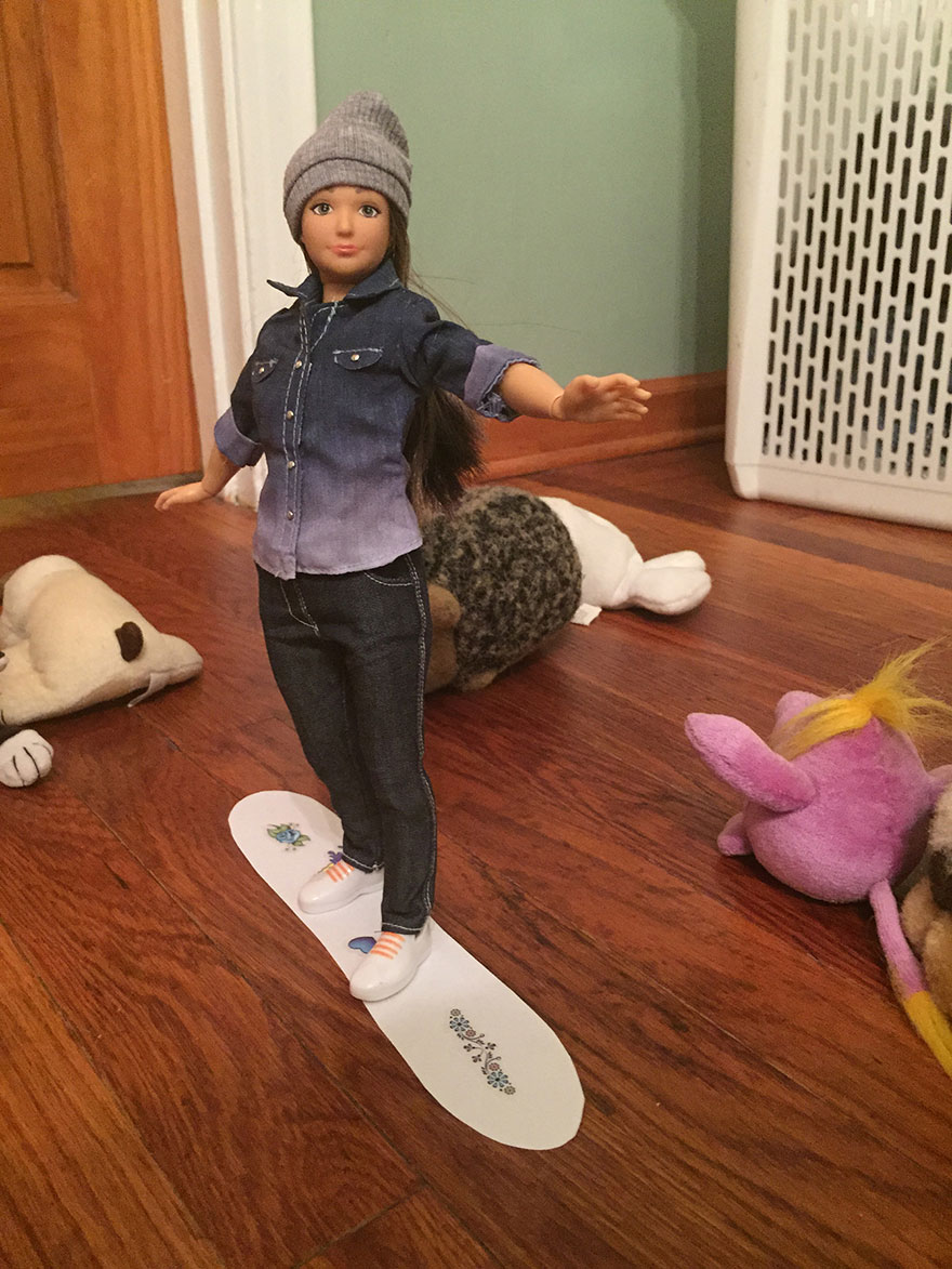 Lammily - кукла Барби с реальным телом 19-летней девушки с прыщами, целлюлитом и растяжками Николай Ламм, Nickolay Lamm, Lammily, Ламмили, нормальная Барби, Барби, с реальным телом