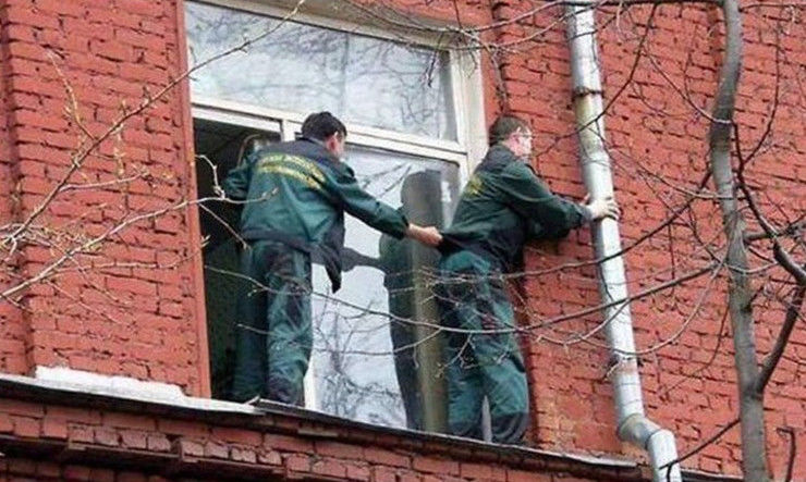 Слабоумие и отвага, техника безопасности