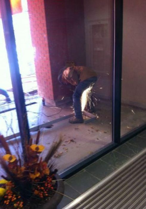 Слабоумие и отвага, техника безопасности