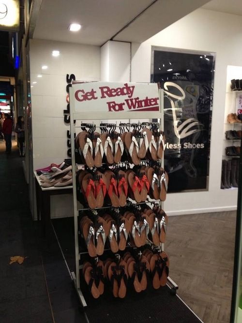 Люди, плохо выполняют свою работу, кривые руки, работники