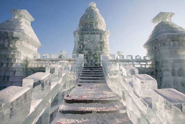 Гигантские скульптуры, из снега, льда, фестиваль,  Харбин, 2014
