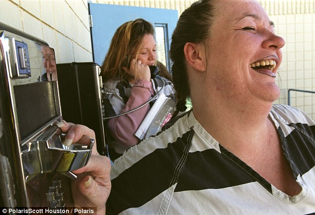 Жизнь в кандалах, Chain Gang, Женская колония, Estrella Jail, в Аризоне, США