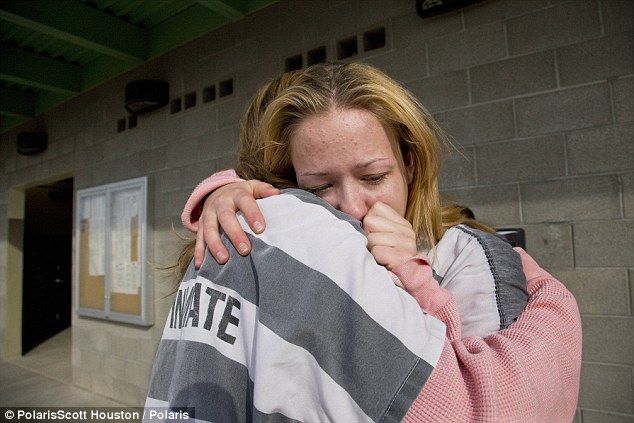 Жизнь в кандалах, Chain Gang, Женская колония, Estrella Jail, в Аризоне, США