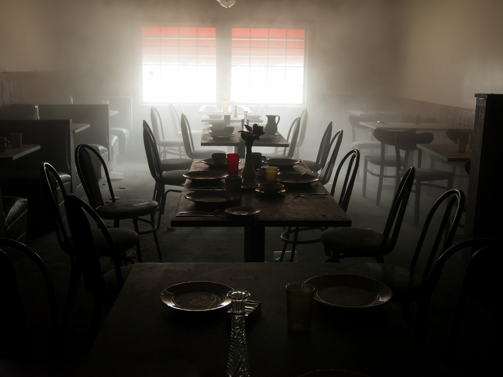 Сайлент Хилл, фотограф  Джонни Джу, Jonny Joo, безлюдные места, заброшенные здания, Silent Hill, город ужасов