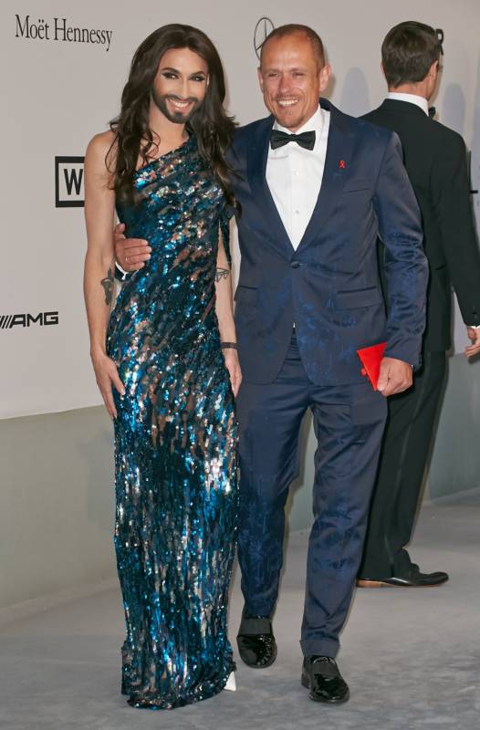 Кончита Вурст Канны 2014, AmFAR «Кино против СПИДа» Кончита вурст, платье Кончиты Вурст