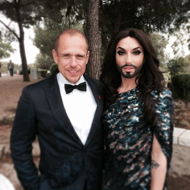 Кончита Вурст Канны 2014, AmFAR «Кино против СПИДа» Кончита вурст, платье Кончиты Вурст