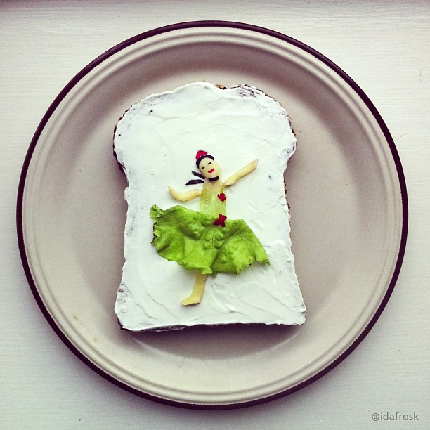 картины на тостах Ида Скивенес, съедобные картины Ида Скивенес