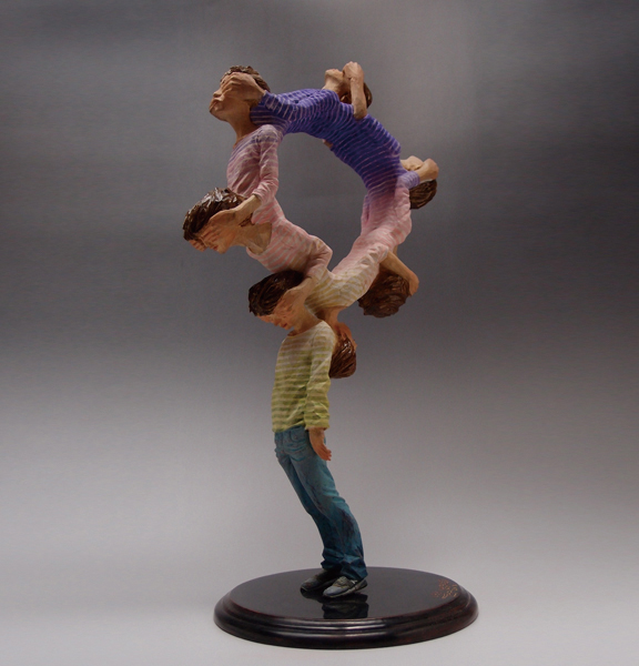 Йошитоши Канемаки, Yoshitoshi Kanemaki, скульптура камфорное дерево, скульптура из цельного куса