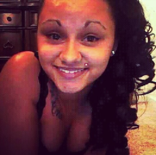 девшуки, ужасные брови, девушки смешные брови, странные брови, не знают как выглядят брови