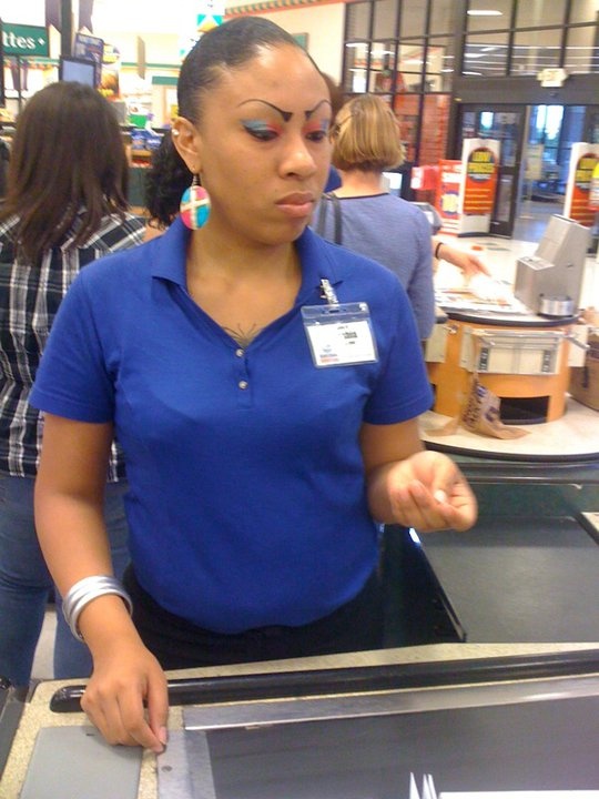 девшуки, ужасные брови, девушки смешные брови, странные брови, не знают как выглядят брови