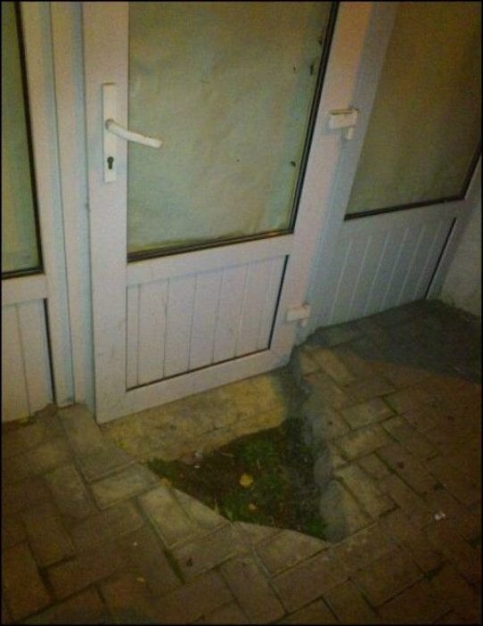 Архитектурные провалы, поражающие своей нелепостью нелепая архитектура, строительные провалы, архитектурные провалы