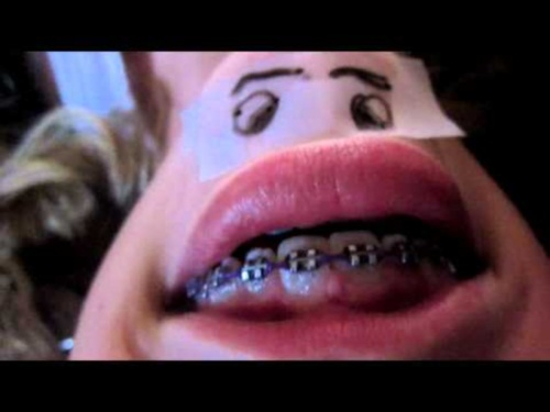 Chinface, глаза на подбородке смешное,глаза на бороде