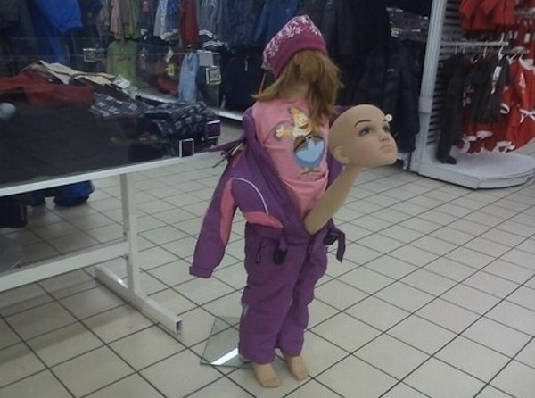 жуткие манекены, манекены из кошмарных снов, нелепые манекены, страшные манекены