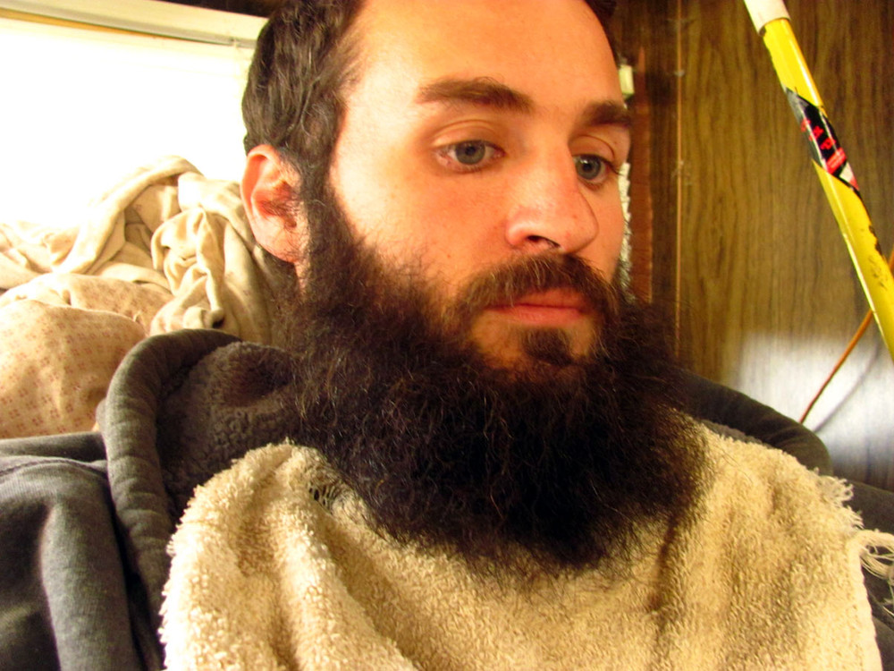 Парень, спас жизнь, утенок Пип, при помощи бороды