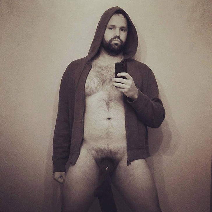 Инстаграм носок на пенисе, мужчины с носком на пенисе против рака, рак яичек 