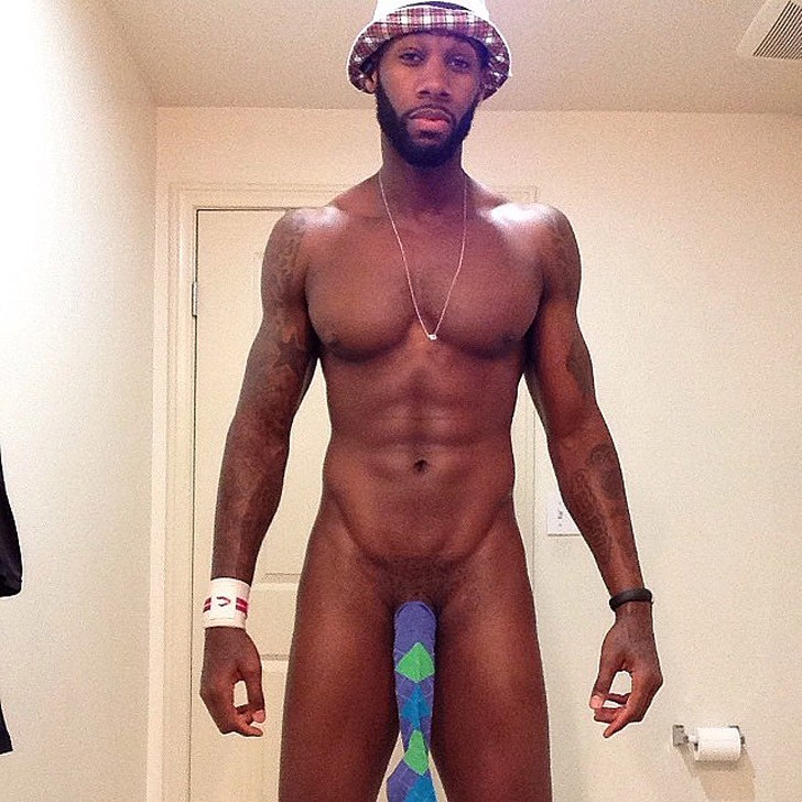 Инстаграм носок на пенисе, мужчины с носком на пенисе против рака, рак яичек 